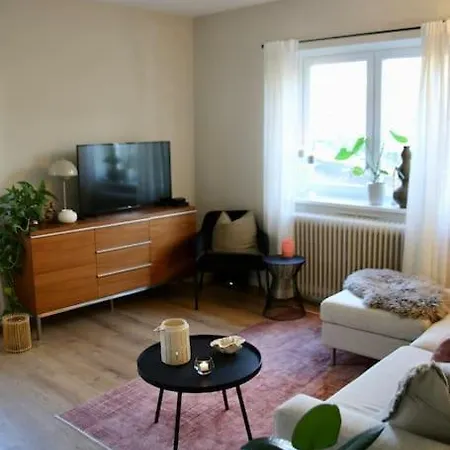 Apartment Modern With A Balcony And Free Parking