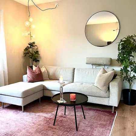 Perfect With Balcony And Comfort Apartament
