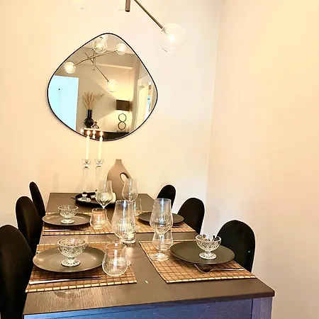 アパート Perfect With Balcony And Comfort オスロ