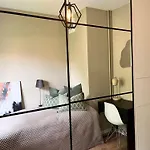 Perfect With Balcony And Comfort Lägenhet *