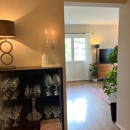 Perfect With Balcony And Comfort *