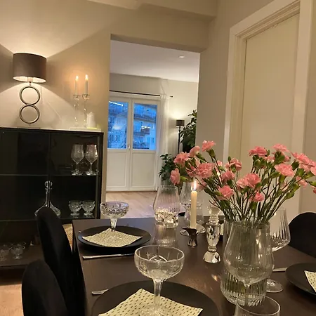 Perfect With Balcony And Comfort Apartament