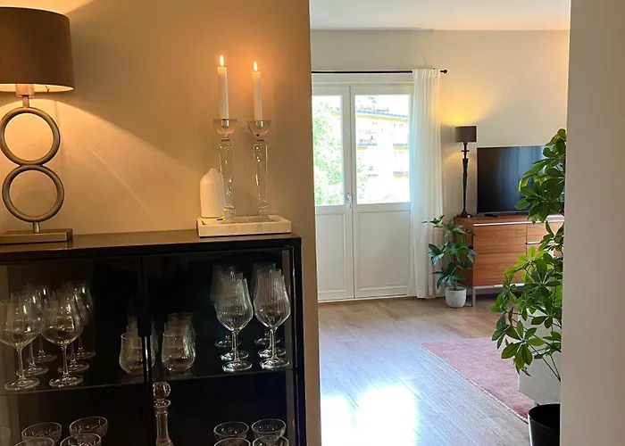 Perfect With Balcony And Comfort *